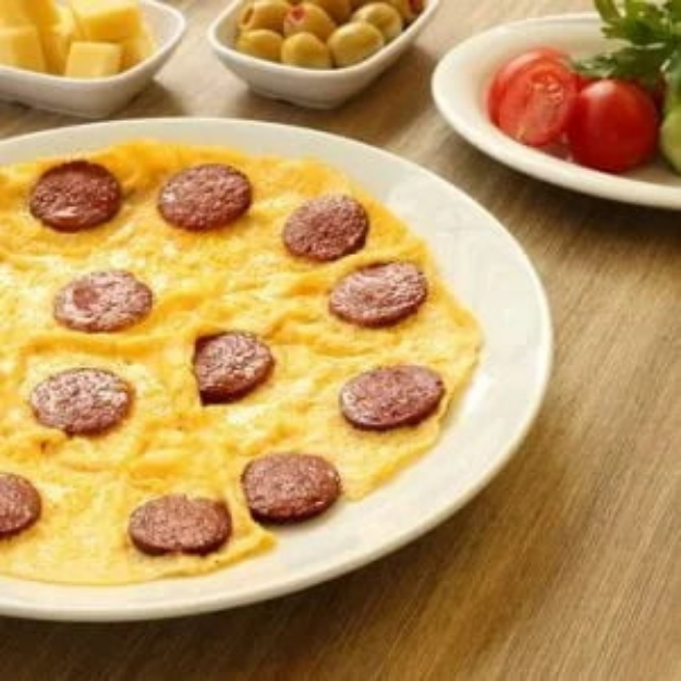 Sucuklu Omlet